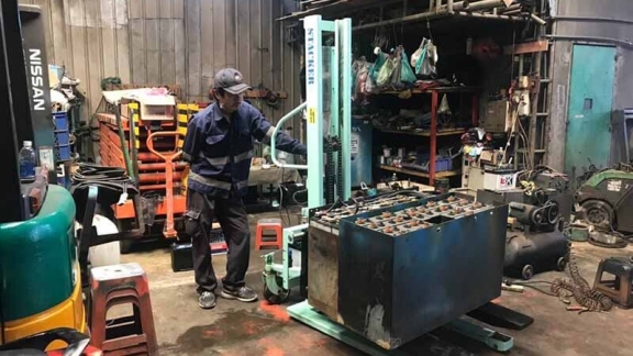 DỊCH VỤ SỬA CHỮA XE NÂNG ĐIỆN THUẬN AN