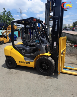 Xe nâng ngồi lái komatsu 3 tấn