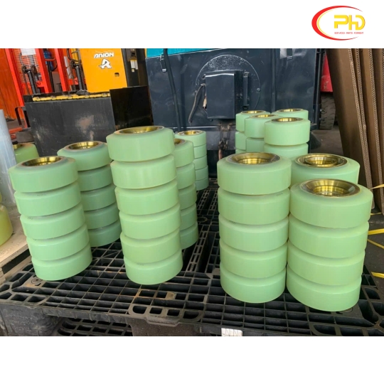 Bánh PU Xe Nâng Điện 