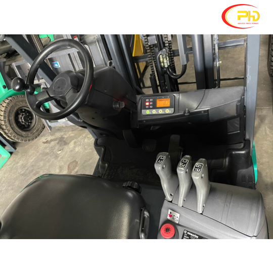 Xe nâng điện komatsu ngồi lái 1,5 tấn