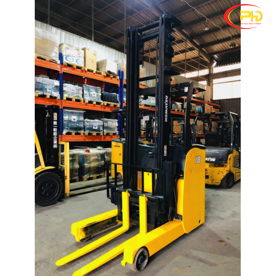 Xe nâng điện đứng lái  1,8 tấn