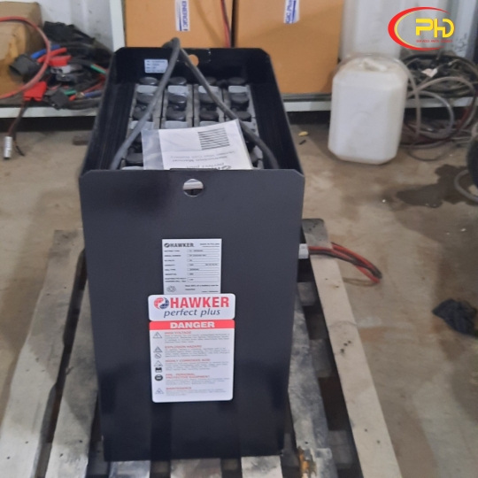 ẮC QUY XE NÂNG ĐIỆN HIỆU HAWKER -0904222540